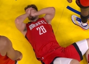 开云平台-包含鹈鹕碾压魔术，王哲林高光表现的词条