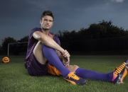 开云APP-世界排名争夺战之夜，福克斯主宰比赛走向