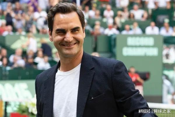 世界网球队血洗日本网球队，费德勒一己之力扛起全队的简单介绍