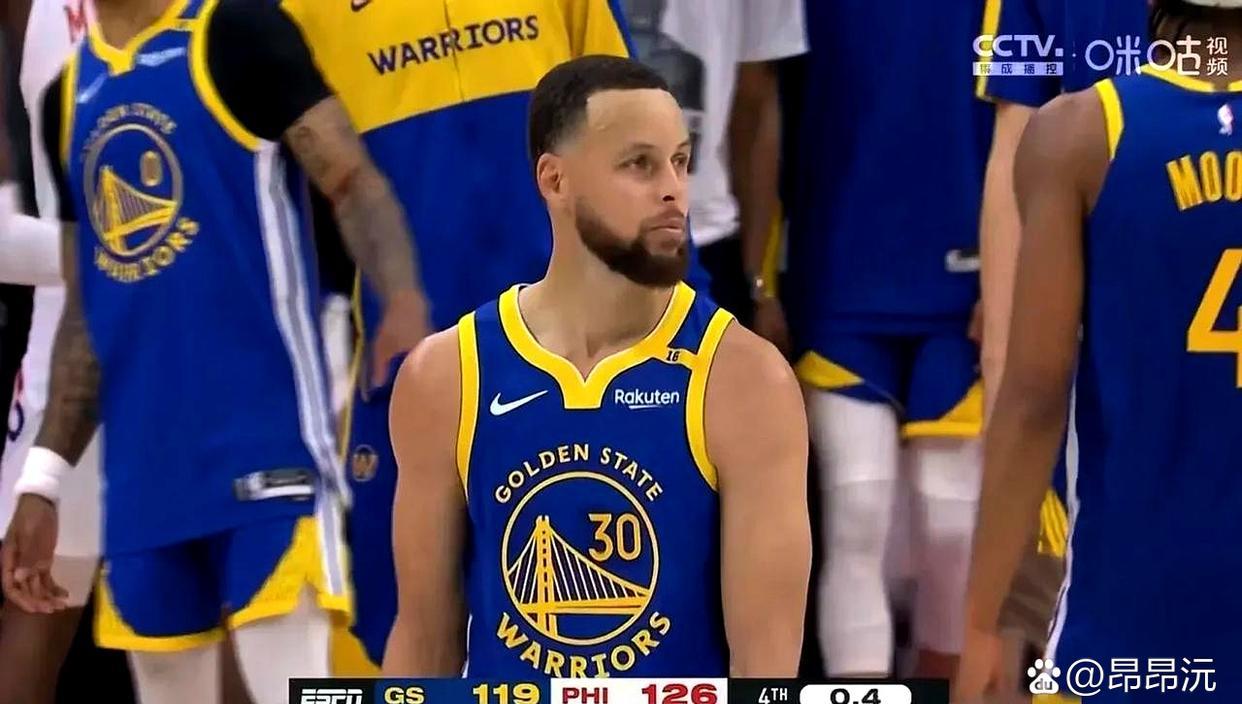 关于法国男篮完胜黄蜂，威斯布鲁克统治全场的信息