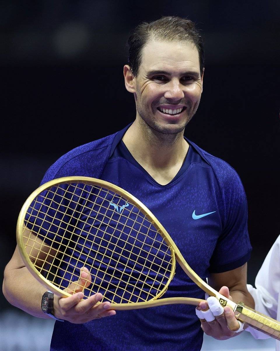 意大利网球队轻取世界网球队，纳达尔统治全场的简单介绍