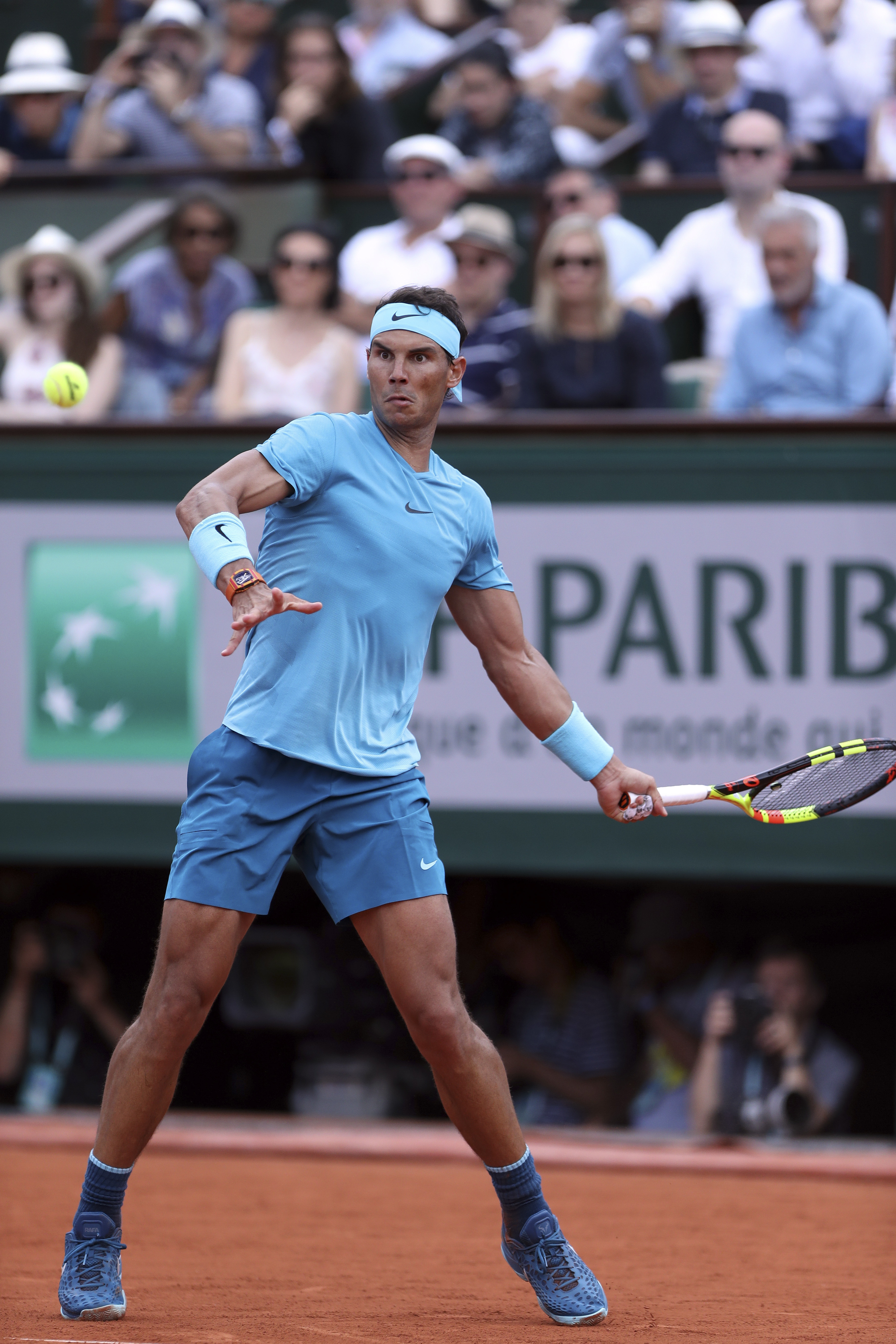 包含德国网球队横扫法国网球队，纳达尔惊艳世界的词条