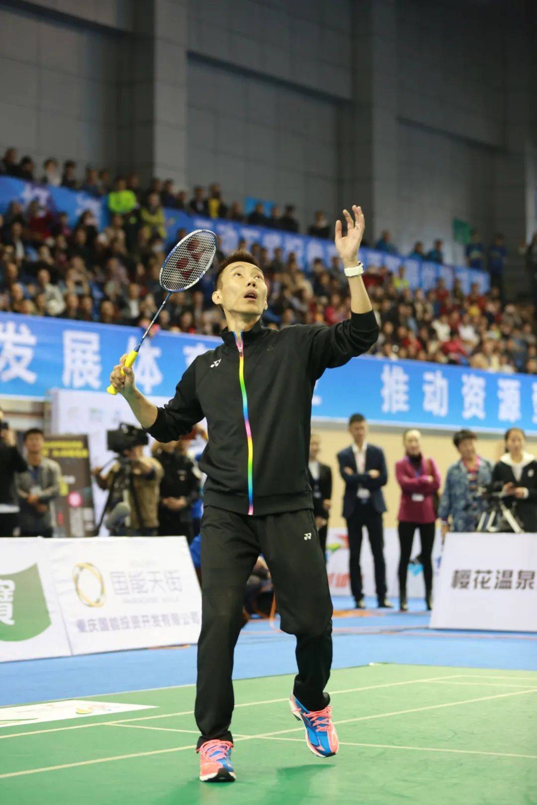 包含英格兰羽毛球队翻盘日本羽毛球队，李宗伟惊艳世界的词条