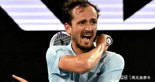 美国网球队碾压西班牙网球队，克耶高斯统治全场的简单介绍