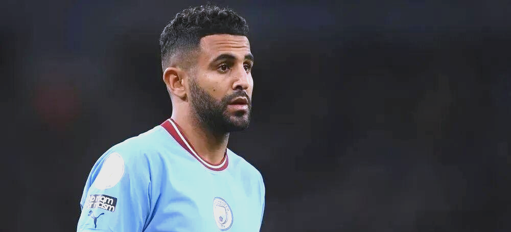 曼城主场坚守，晋级卫冕之路的简单介绍