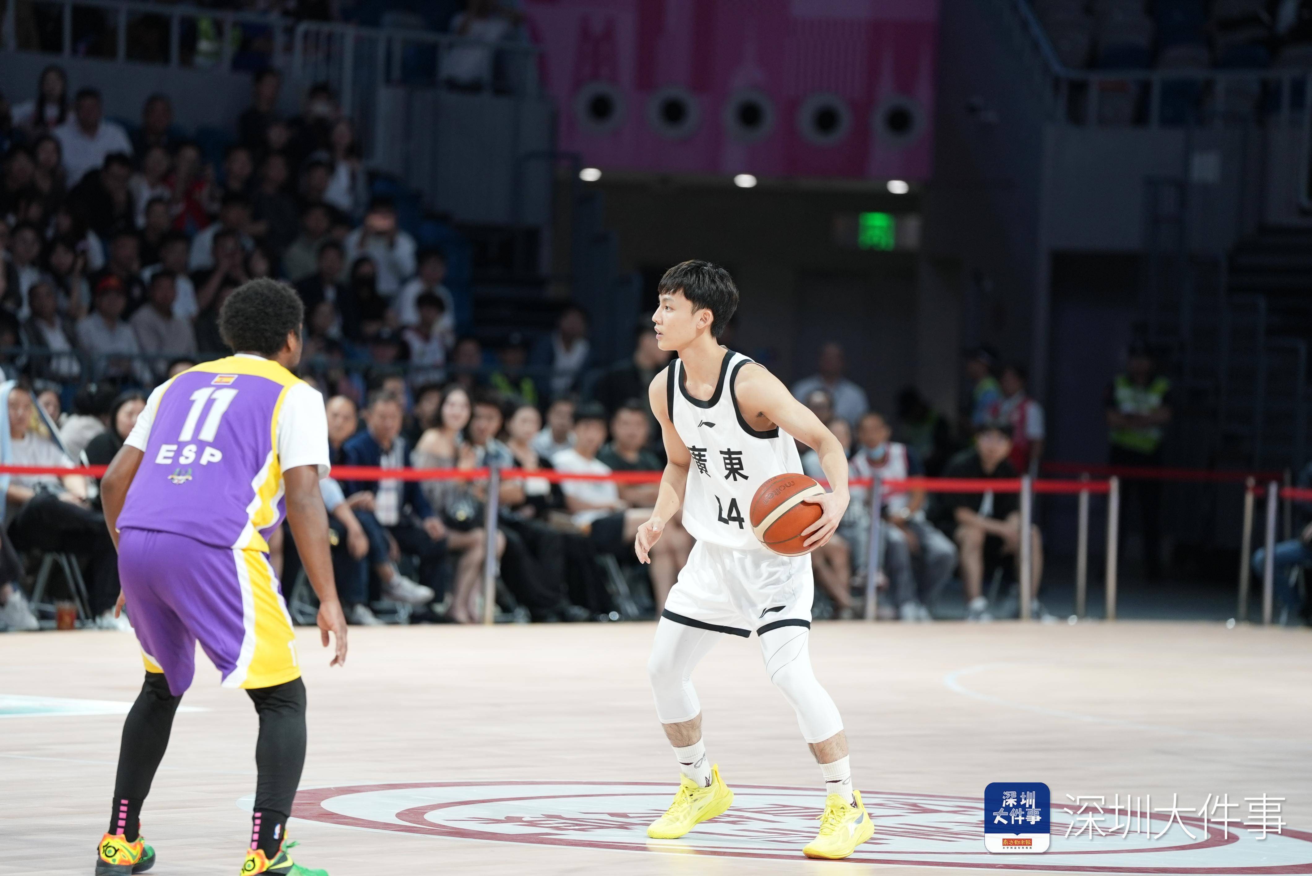 篮球联赛新赛季开局大比分，强队夺冠机会大的简单介绍