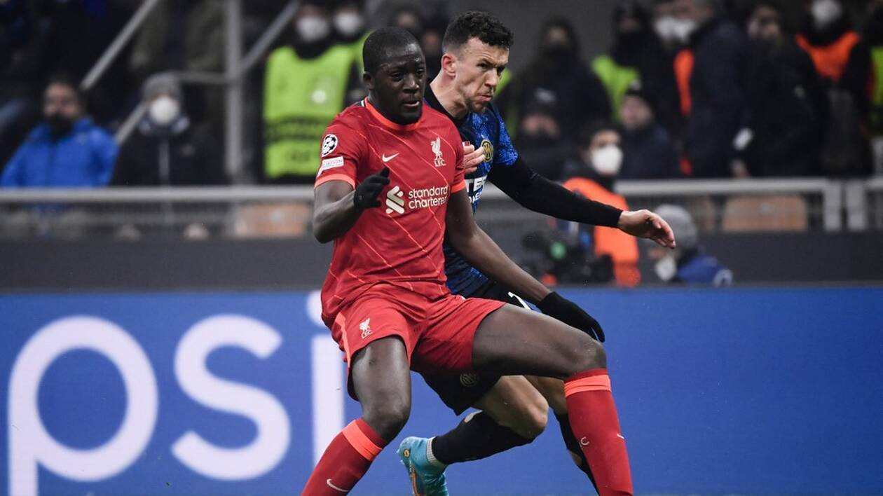 球队制胜法宝：多线作战，抢断快攻破敌的简单介绍