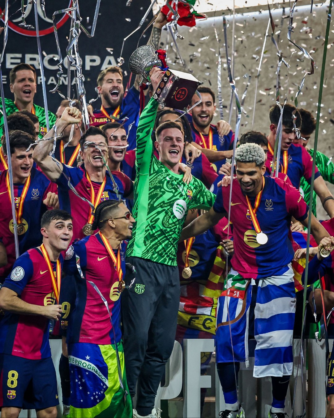 包含球星闪耀得分榜，势不可挡震撼全场的词条